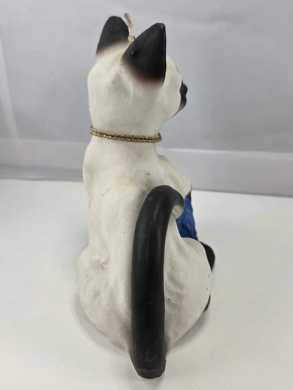 Vintage 1960s/70s Siamese Cat Figural Candle with Yarn Ball & Collar